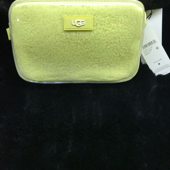 🆕 UGG Janey II Clear Sheepskin, Pollen - Picture 3 of 9